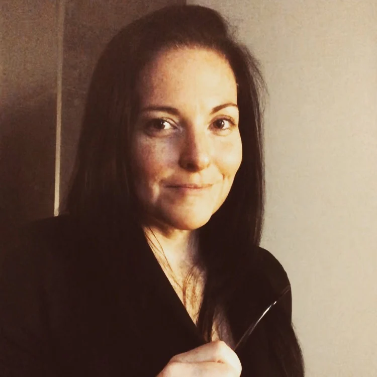 Instagram post from veronikdionroy. This post is in position 3.